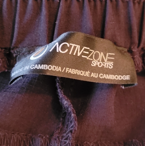 PENNINGTONS ACTIVEZONE Black Zip Convertible Leisure Pants, Size X - Picture 7 of 11